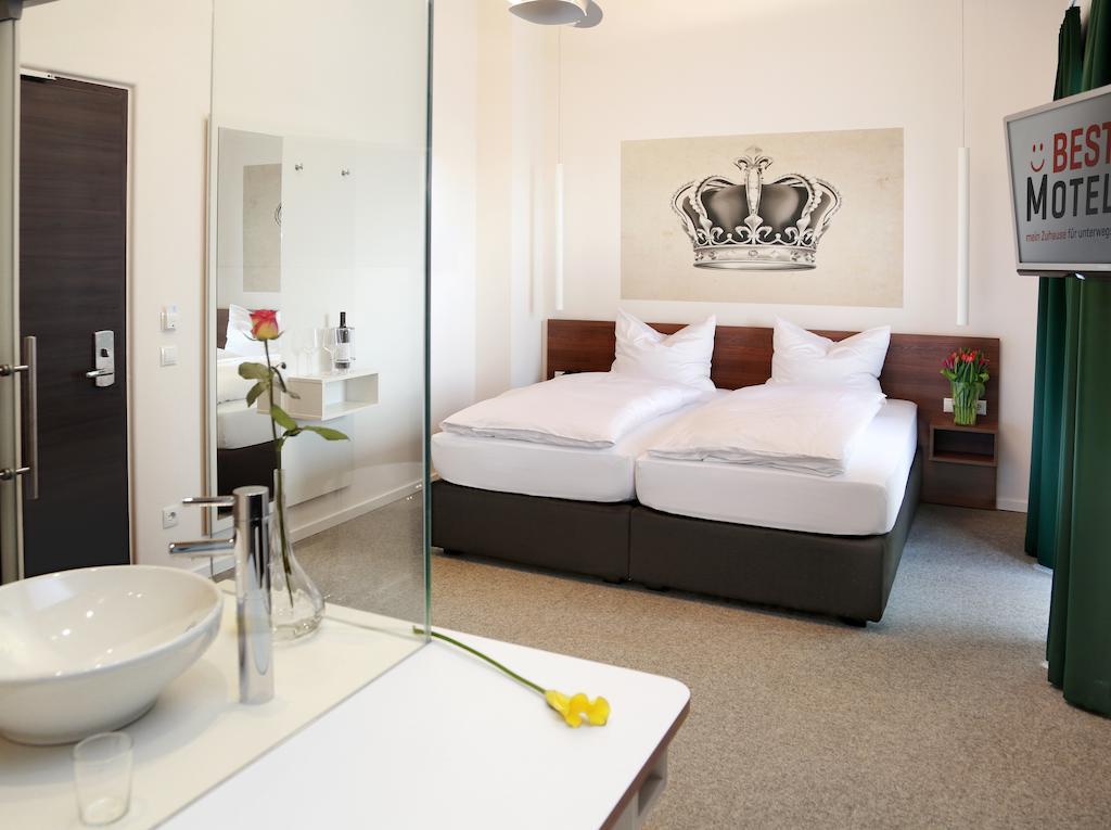 Best Motel Vilsbiburg Szoba fotó